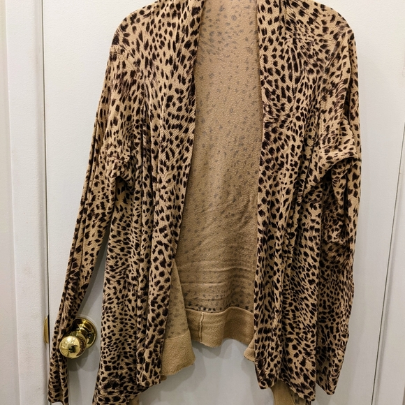 Danier Animal Print Sweater Cardigan - L - Picture 1 of 8